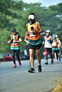 BIB: 418
                            <button type="button" onclick="openModal(10127220)" class="btn btn-primary btn-sm float-right btn-popup" data-toggle="modal" data-target=".modal-high-quality">
                        <i class="fas fa-shopping-cart"></i> Add to Cart
                    </button>
                                            <button type="button" onclick="isThisMe(10127220, true)" class="btn btn-success btn-sm float-right btn-popup btn-isme hidden" data-toggle="tooltip" data-placement="bottom" title="นี่คือรูปของคุณใช่ไหม คลิกที่นี่เพื่อเอาเข้าอัลบั้ม">
                        <i class="fas fa-plus"></i> Add to album
                    </button>
                    <button type="button" onclick="isThisMe(10127220, false)" class="btn btn-warning btn-sm float-right btn-popup btn-isnotme hidden">
                        <i class="fas fa-ban"></i> Remove from album
                    </button>